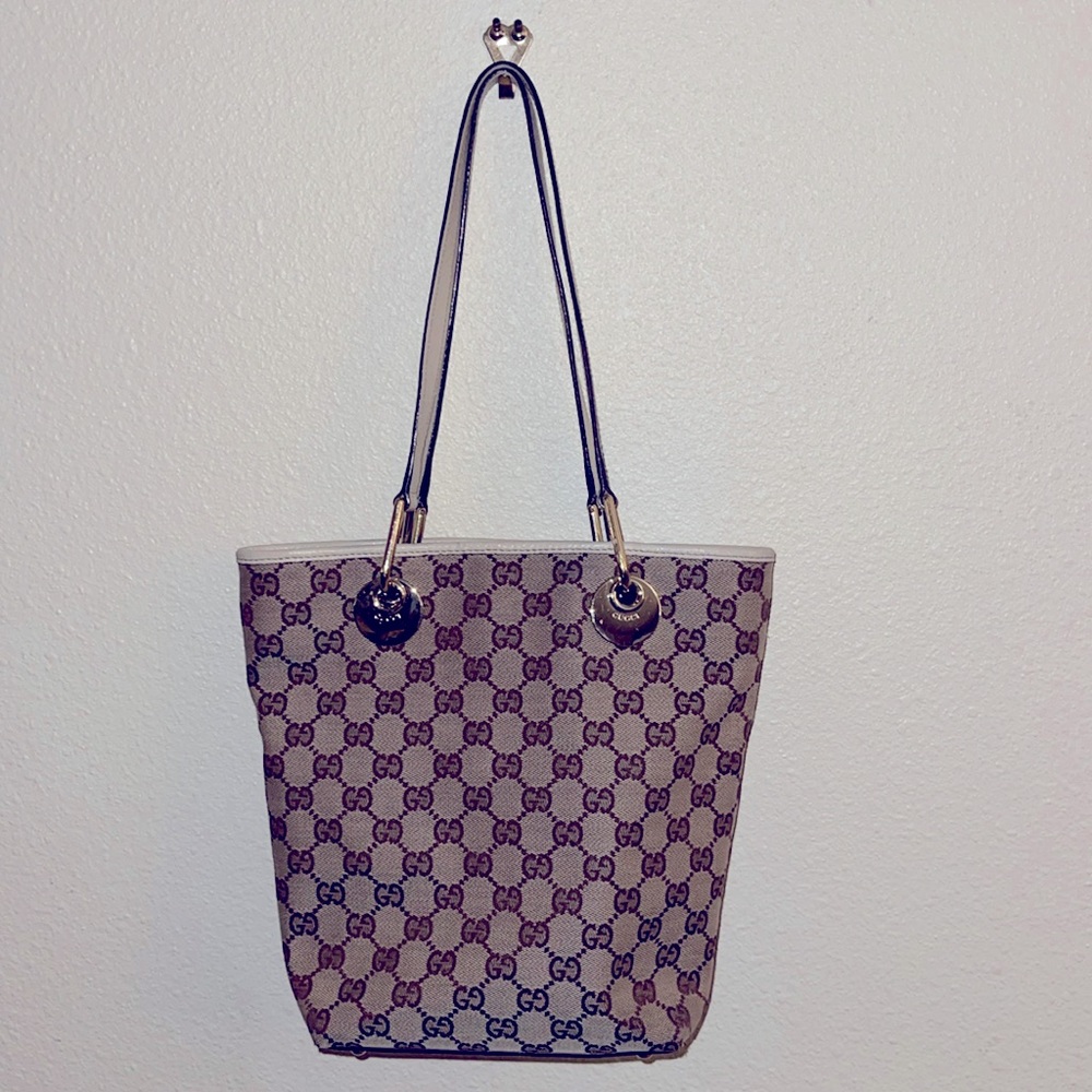 Vintage canvas Gucci bucket bag